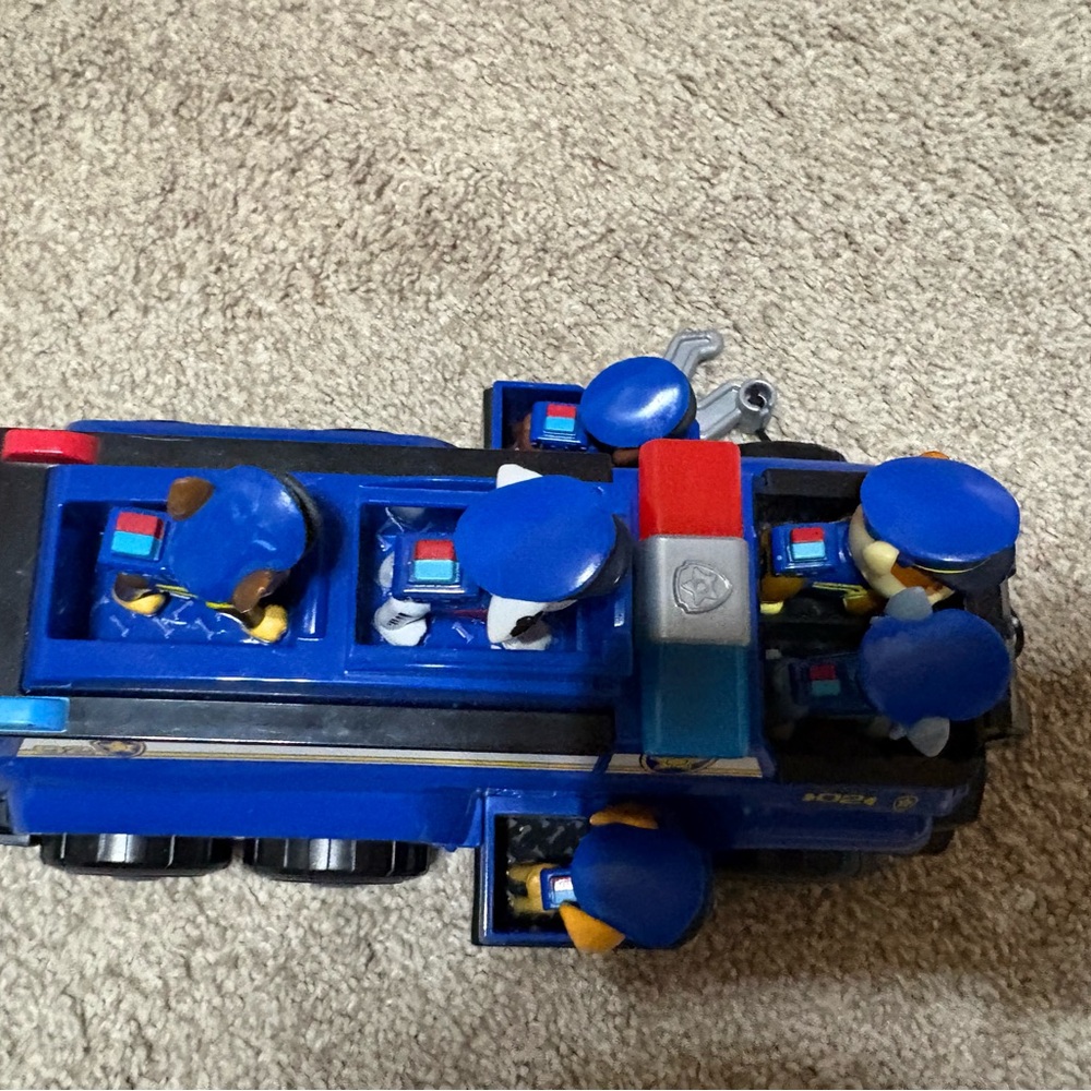 Paw patrol chase ultimate rescue. Total Team vehicle and police figures - Picture 4 of 5